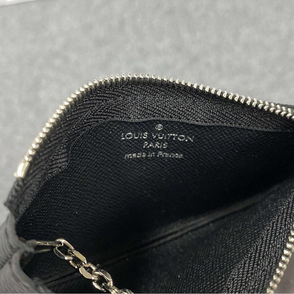 Louis Vuitton Graphite Key Clec - Picture 9 of 11